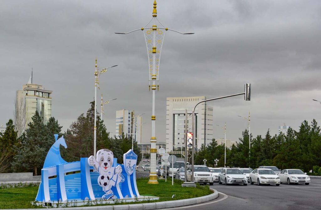 Aşkabat’ta Tarihi Karşılaşma Öncesi Futbol Heyecanı