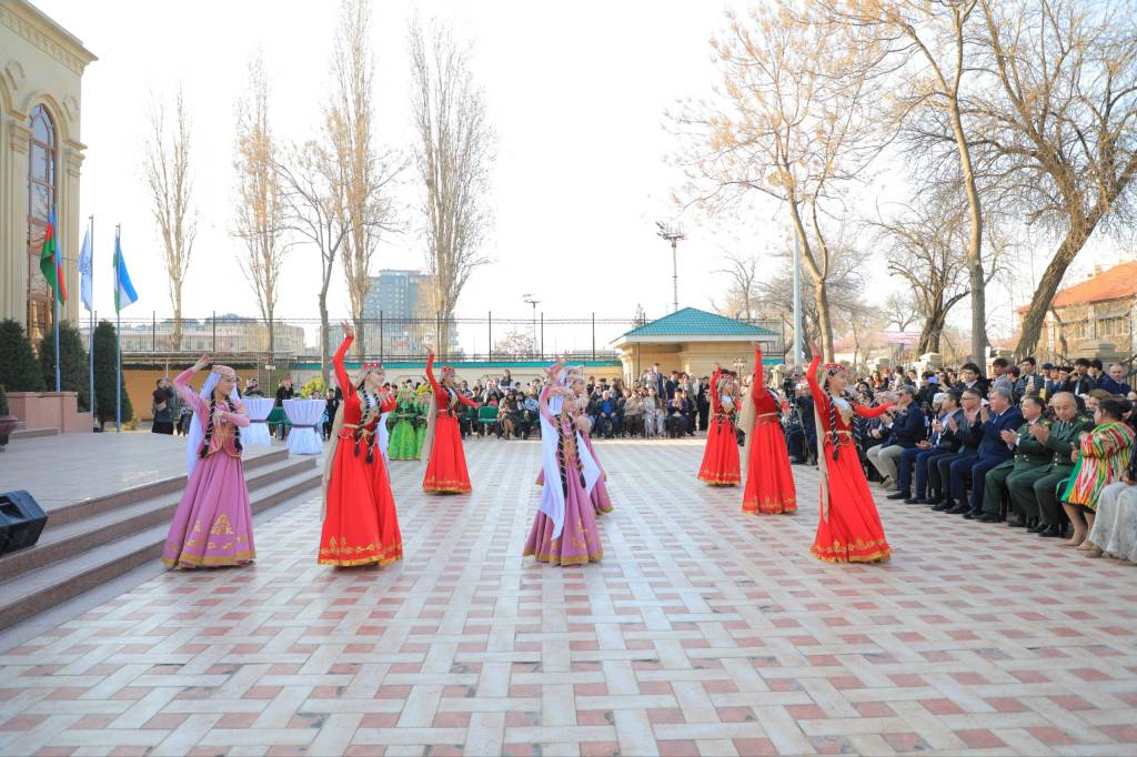 Taşkent’te Nevruz Coşkusu: Azerbaycan ve Özbekistan’dan Dostluk Konseri