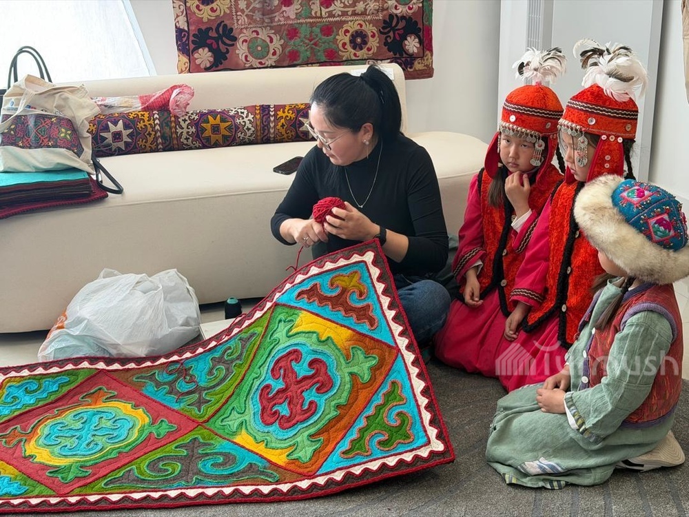 Bişkek’te Gelenekten Geleceğe Uzanan Bir Köprü: El Sanatları Merkezi Açıldı
