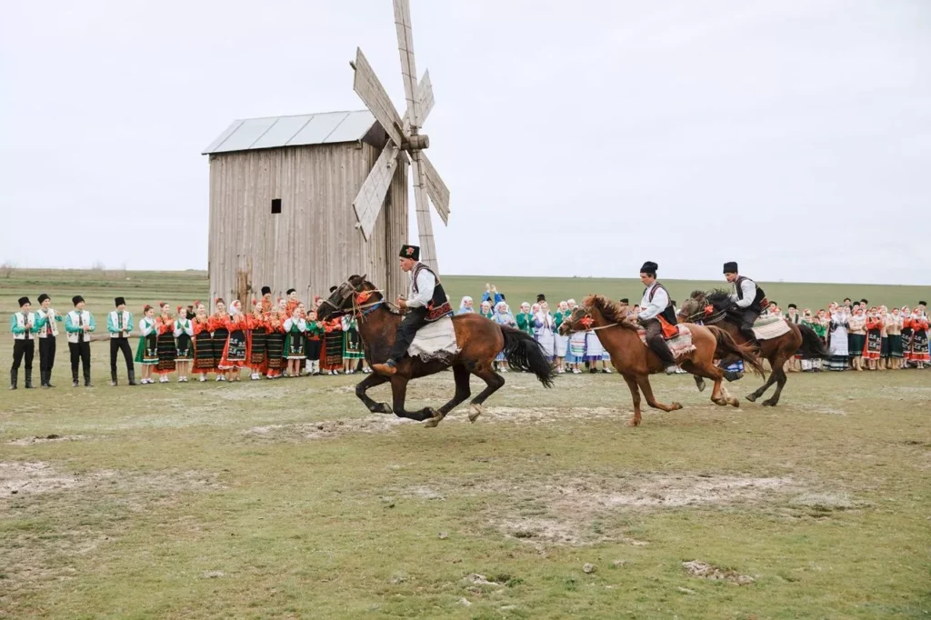 Gagavuzya’da Hederlez Coşkusu: Çadır-Lunga’da Uluslararası At Yarışları Başlıyor