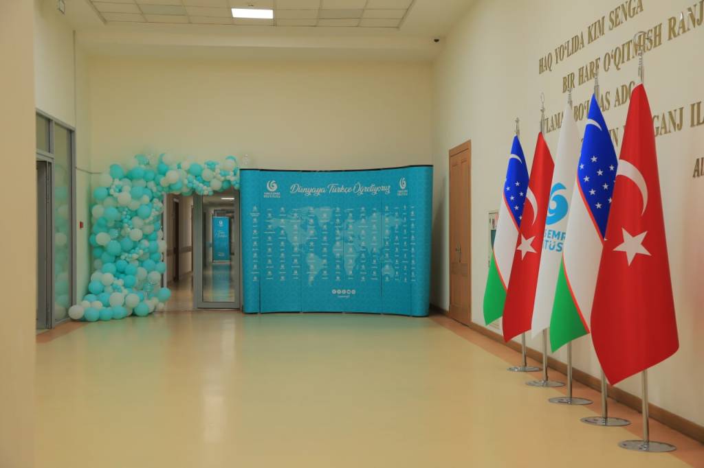 Özbekistan’da Yunus Emre Enstitüsü Ofisi Açıldı