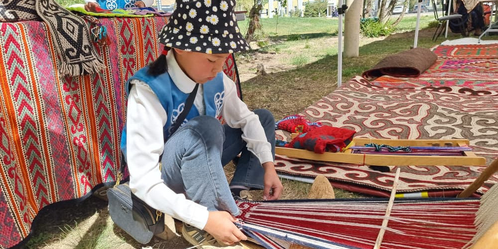 Naryn’da Geleneksel El Sanatları Merkezi Açıldı