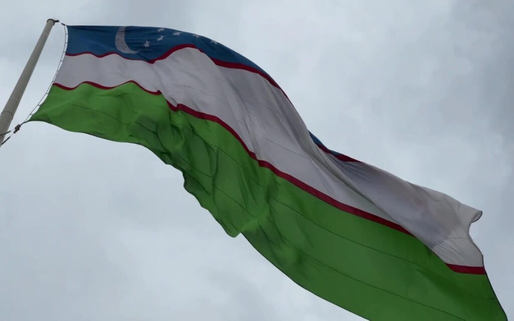 Özbekistan Uzay Programında Tarihi Adım: İlk Yer Gözlem Uydusu Uzayda