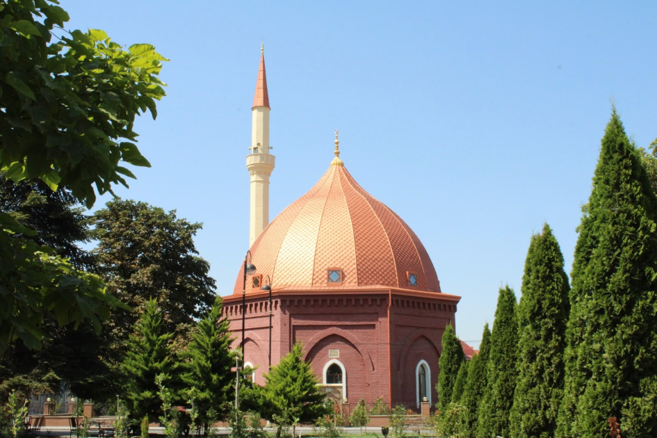 İki Asırlık Tarihe Tanıklık Eden Quba Cuma Camii