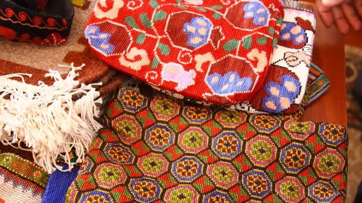 Şehrisebz’de “İroqi” Festivali: Asırlık Nakış Geleneği Dünyaya Açılıyor