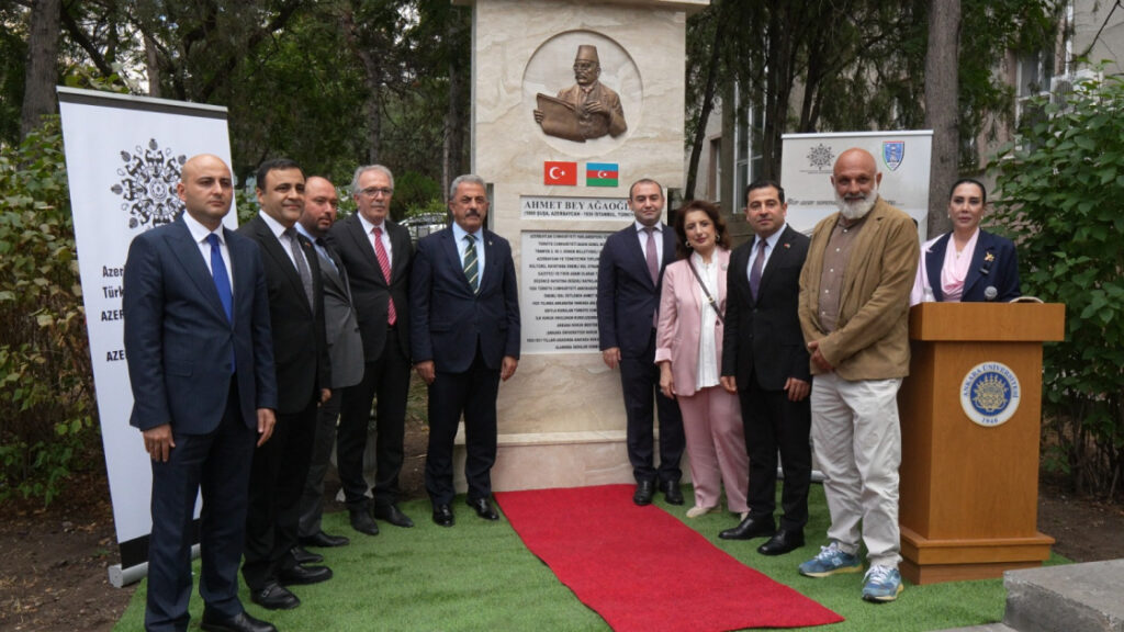 Kurucusu Olduğu Fakültede Tarihi Gün: Ahmet Ağaoğlu’nun Rölyefi Ankara Hukuk’ta Açıldı