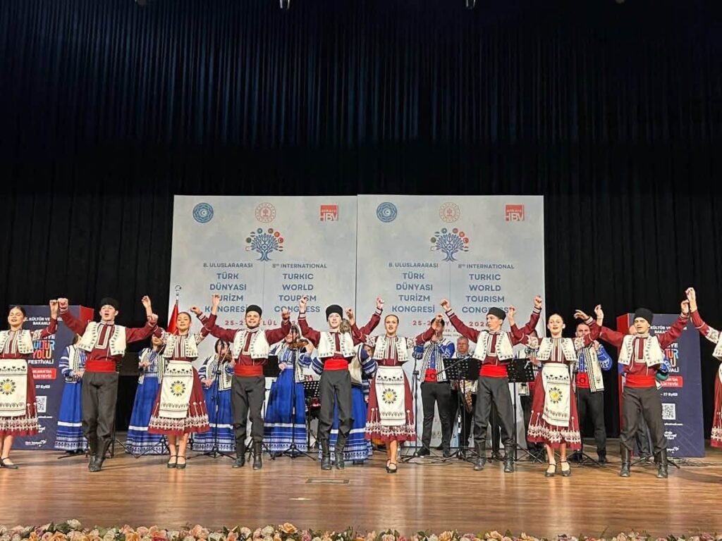 Gagavuzya Kültürü ve Turizm Potansiyeli Ankara’daki Uluslararası Kongrede Geniş Çapta Tanıtıldı