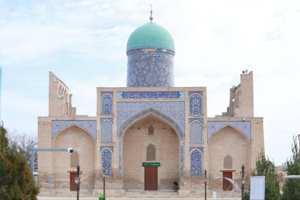Tarihin Merceğinden Kadim Karmana
